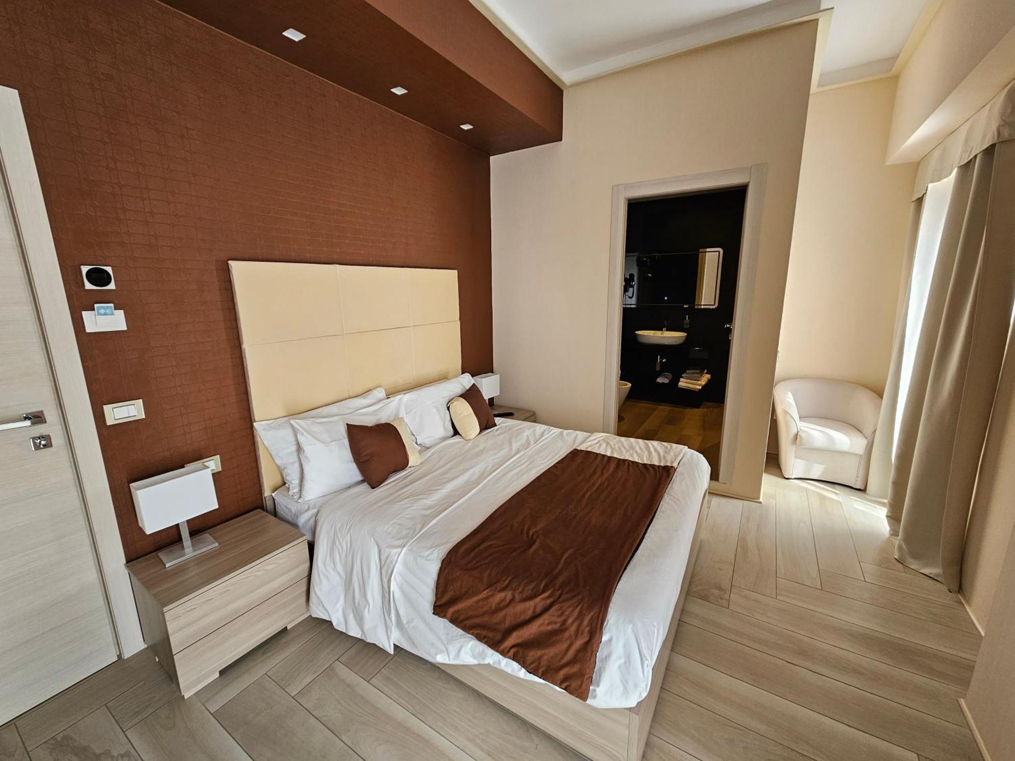 Astoria Boutique Suites レッチェ エクステリア 写真